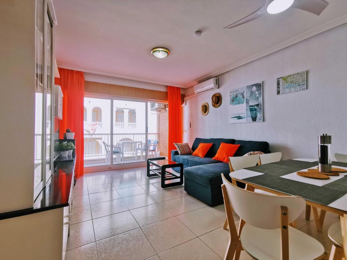 טורבייחה El Sombrero Apartment With Free Wifi Playa Del Cura מראה חיצוני תמונה