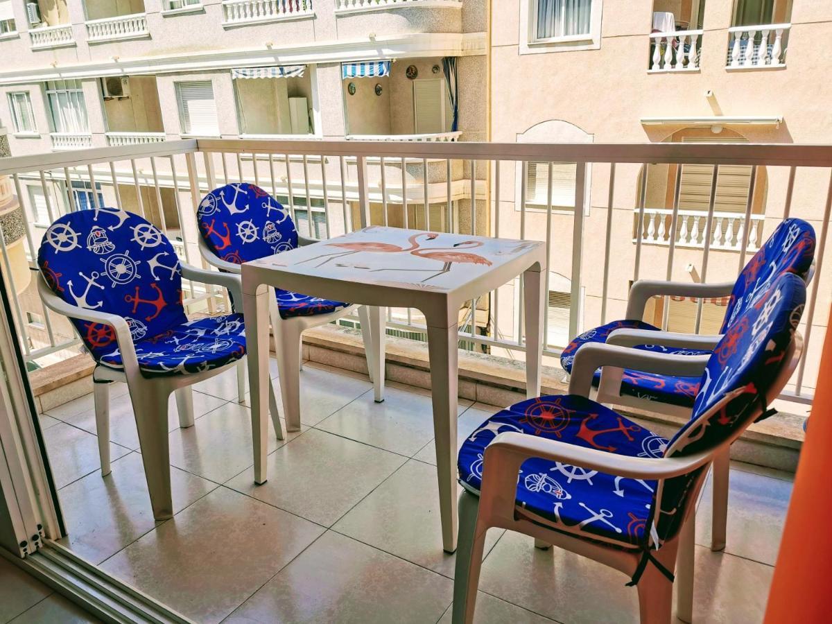 טורבייחה El Sombrero Apartment With Free Wifi Playa Del Cura מראה חיצוני תמונה