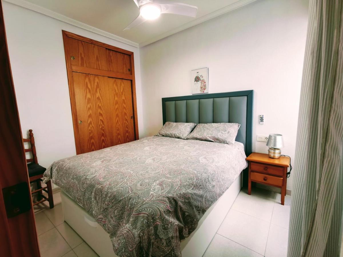 טורבייחה El Sombrero Apartment With Free Wifi Playa Del Cura מראה חיצוני תמונה