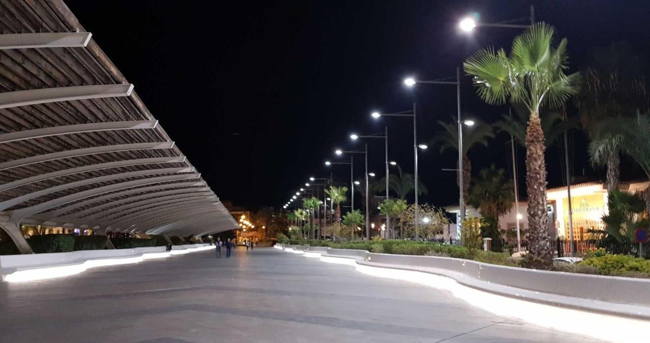 טורבייחה El Sombrero Apartment With Free Wifi Playa Del Cura מראה חיצוני תמונה