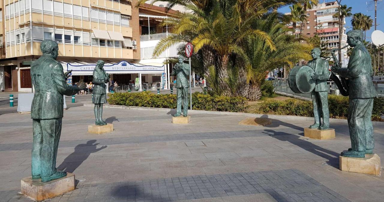 טורבייחה El Sombrero Apartment With Free Wifi Playa Del Cura מראה חיצוני תמונה