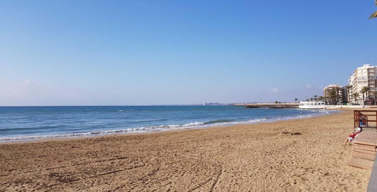 טורבייחה El Sombrero Apartment With Free Wifi Playa Del Cura מראה חיצוני תמונה