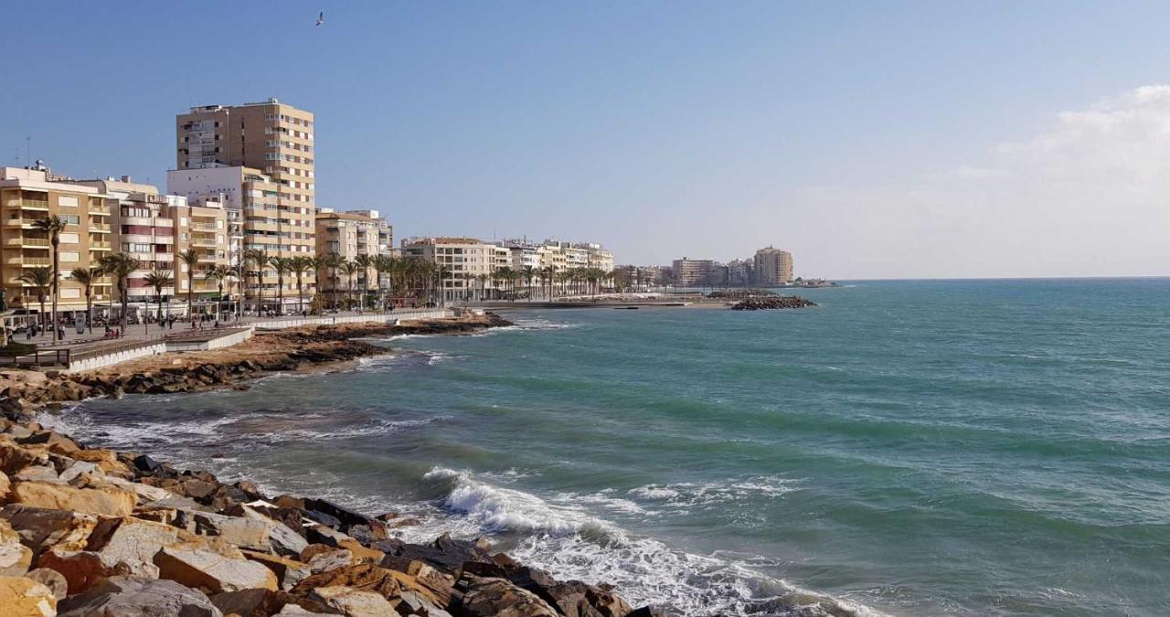 טורבייחה El Sombrero Apartment With Free Wifi Playa Del Cura מראה חיצוני תמונה